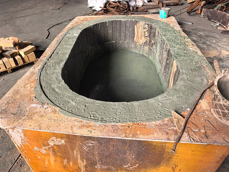 Repairing the copper smelting furnace with cement